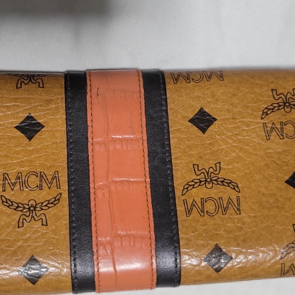 MCM Cognac Leather Long Wallet Excellent Condition - Picture 5 of 15